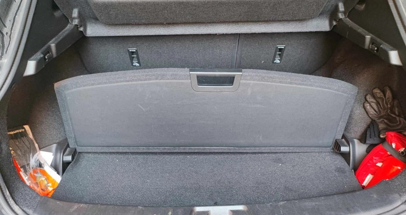 Nissan Qashqai cena 61800 przebieg: 130647, rok produkcji 2017 z Racibórz małe 704